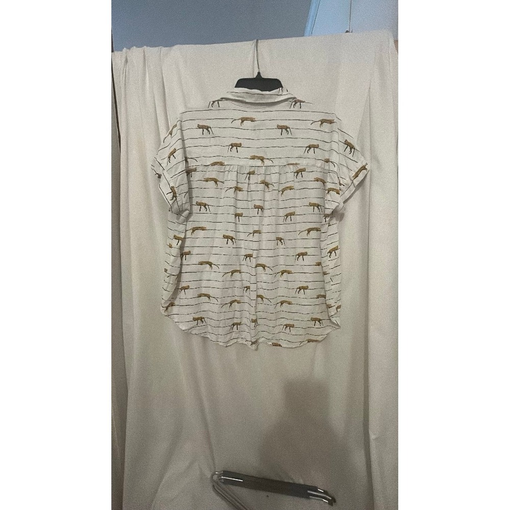 Jane Delancey Leopard Stripe Button Down Shirt - Picture 3 of 4